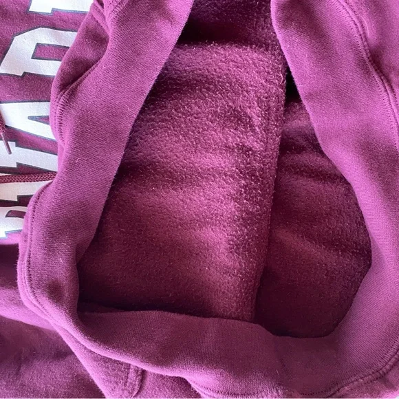 Harvard Maroon Burgandy Hoodie, size Medium - Picture 4 of 7